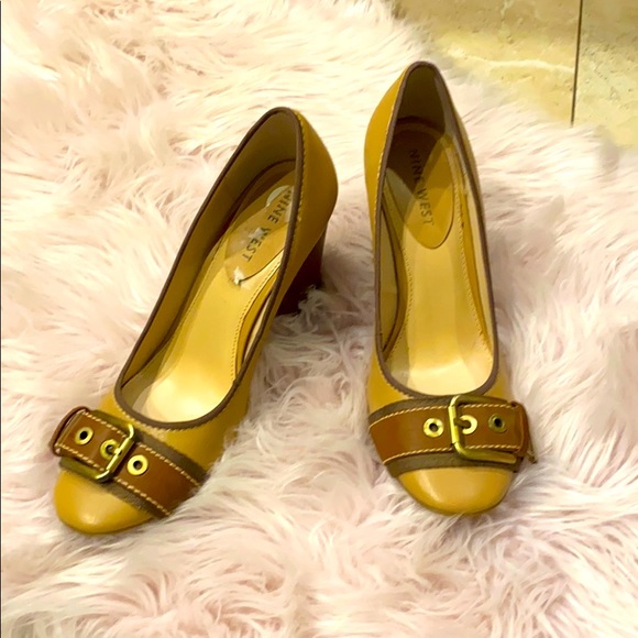 Nine West heels - Picture 1 of 6